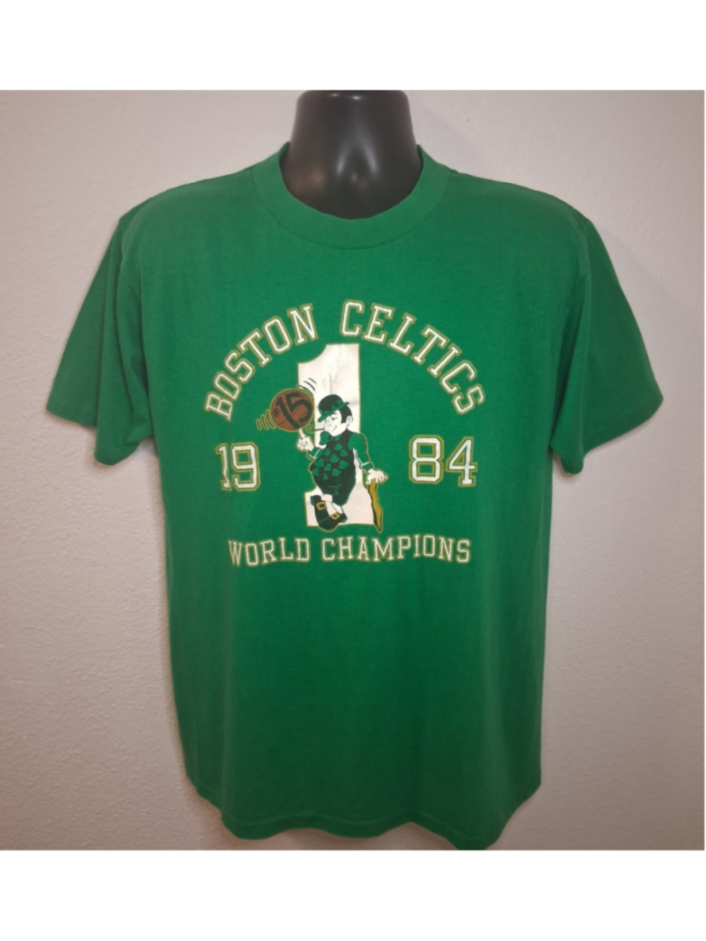 Vintage 80s Boston Celtics 1984 NBA Champs Adult Large T-Shirt Single Stitch USA